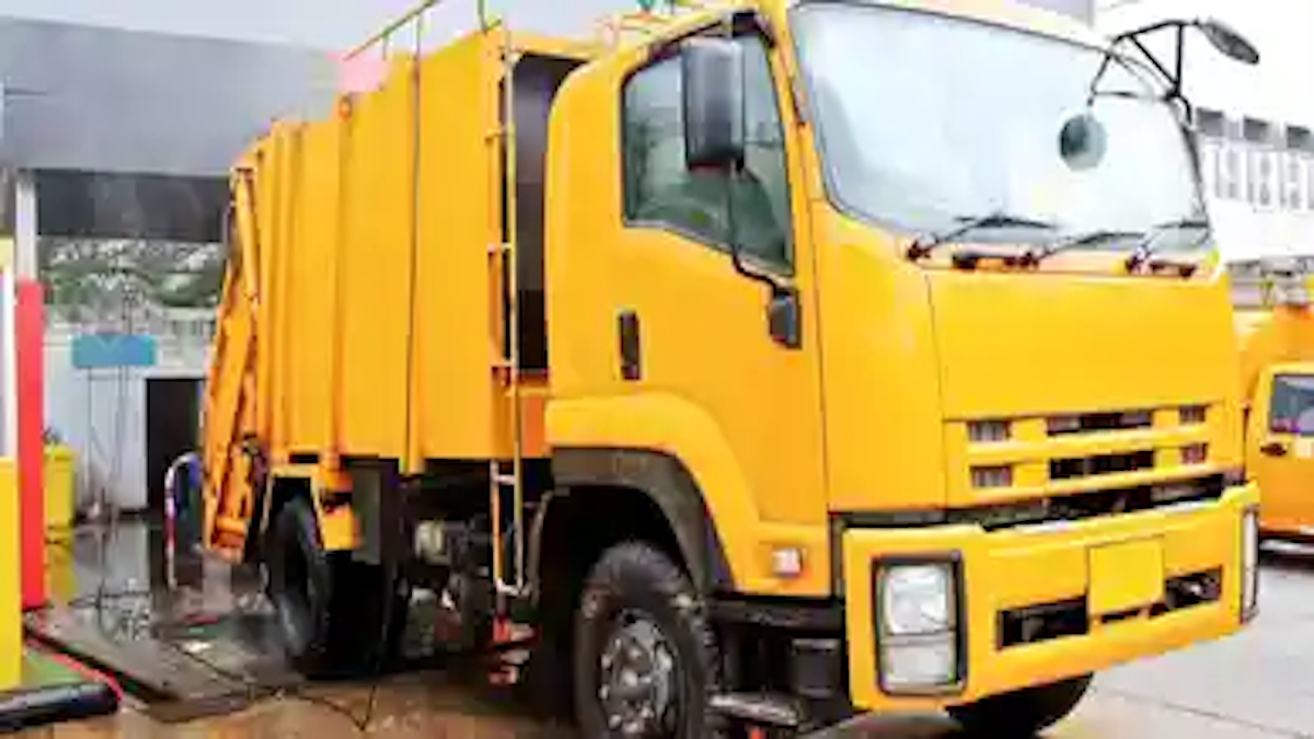 Commercial-junk-removal Central City